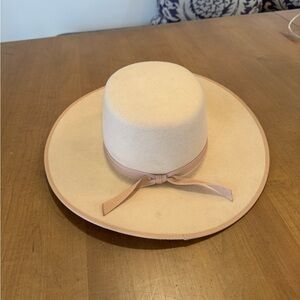 Lack of color rancher boater in ivory with blush tie size medium